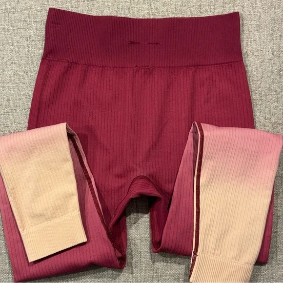 THE UPSIDE Ombre Ribbed Seamless Leggings - Burgundy/Cream - Size S (Fits 4)